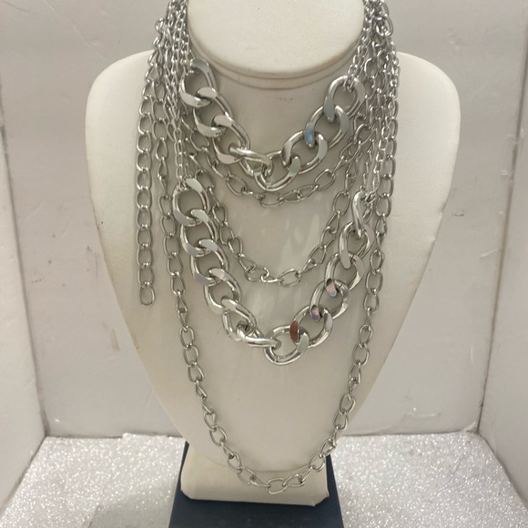 SILVER CHUNKY STATEMENT COLLAR NECKLACE - Picture 6 of 9